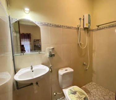 Ong Lang Bed & Breakfast | HomestayMIA SPA