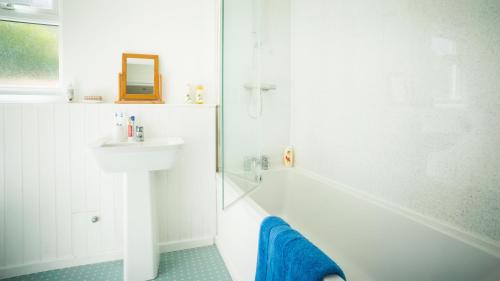 Lyme Regis Ski Chalet | Homestead