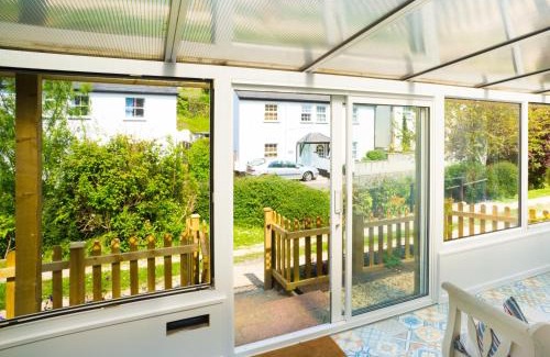 Lyme Regis Ski Chalet | Homestead