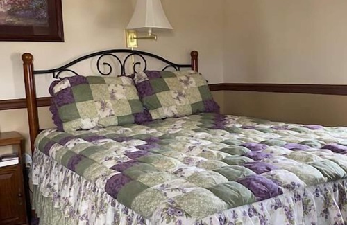 Witmer Cabin | Homestead Lodging