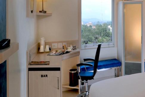 Chandigarh Hotel | Hometel Chandigarh