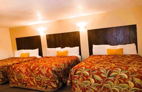 Lakin Hotel | HomeTown Inn By OYO Lakin, KS