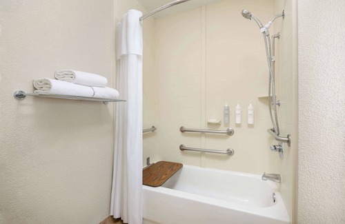 Grapevine Hotel | Homewood Suites by Hilton Dallas-DFW Airport N-Grapevine