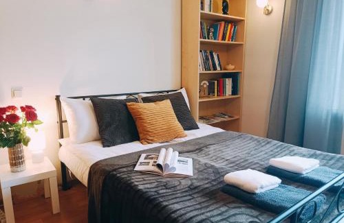 Avoti Apartment | Homey Nest in Riga Midtown center, up to 4 guests, Steps from the Park, FREE parking