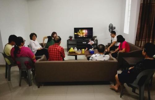 Miri House | HomezStay Airport Miri