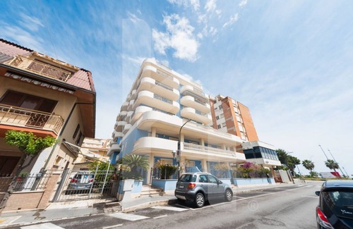 Alba Adriatica Apartment | Homiday - Felicioni Alba Adriatica, Two-room apartment on the 1st floor