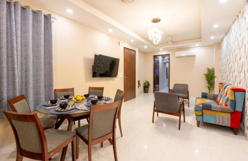 Sainik Farm Apartment | Homlee-Anupam 3BHK-Lift-Parking-Saket-Max Hospital
