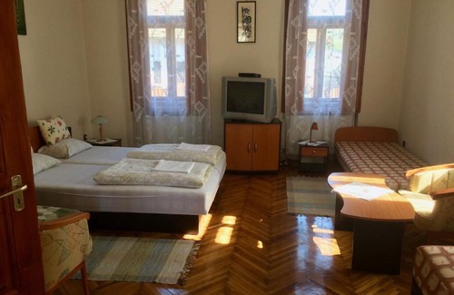 Tallya House | Homoky Pincészet és Vendégház