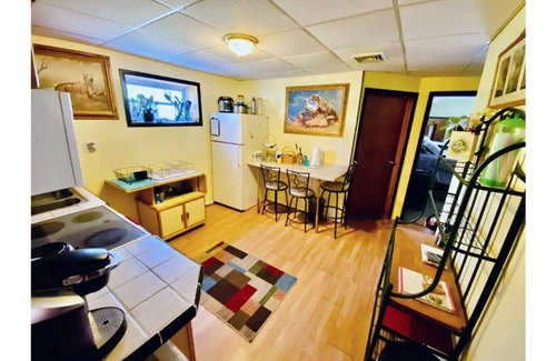 White Mills Apartment | Honesdale Retreat ~ Hidden Gem - 2 Bedroom Unit