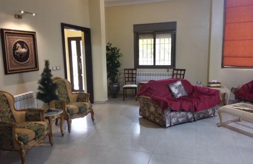 Jezzine House | Honey Guesthouse
