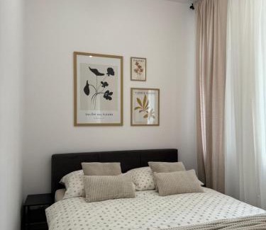 Poznan City Center Apartment | Honey Nook Apartment 3 minutes from the center