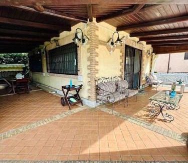 Sermoneta House | Honey's Home-Dependance campagna