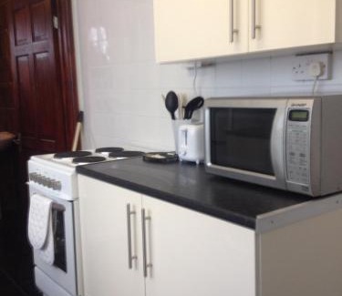 Trecynon Apartment | Honeycomb Cottage