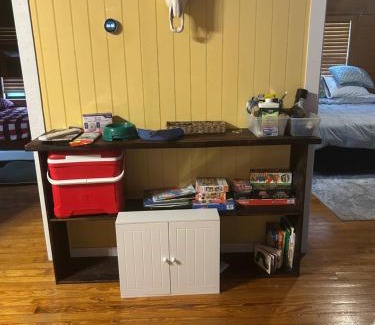 Concan House | HoneyComb Hideouts Bearly BeeHavin cabin