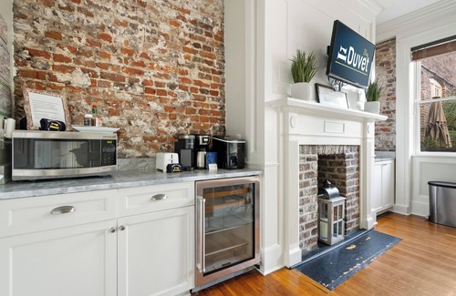 South of Broad Apartment | Honeydew | On Broad Street!