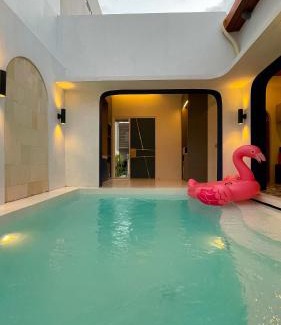 Ngaglik Villa | Honeymoon Private Pool Villa - Fulton Avenue