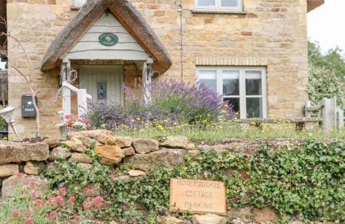 Whichford House | Honeysuckle Cottage Brailes