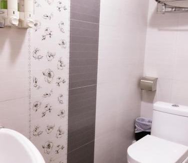 Tsim Sha Tsui House | Hong Kong Tai San Guest House (Harilela Branch)