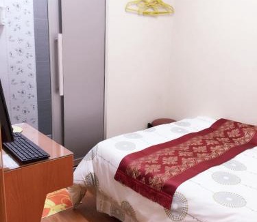 Tsim Sha Tsui House | Hong Kong Tai San Guest House (Harilela Branch)