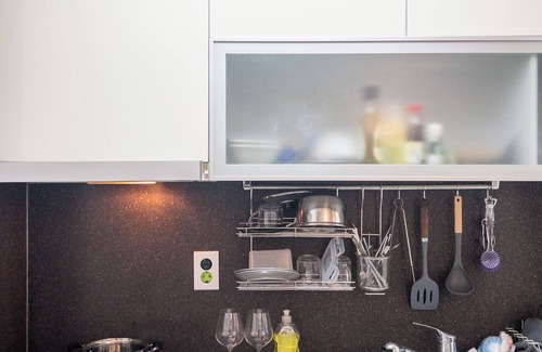 Sinchon-dong Condo | [Hongdae Station 2 minutes away] Spacious Home in the heart of Hongdae