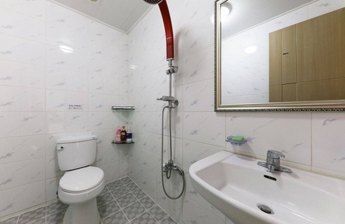 Changgae Hotel | Hongsung Dongyang