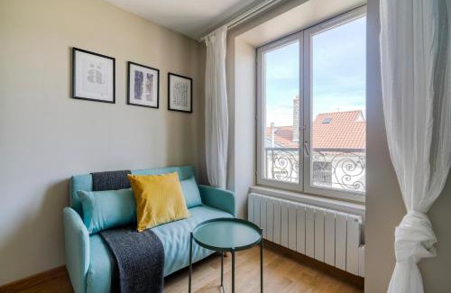 Carnot - Gailleton Apartment | HONORÊ - Suite Carnot