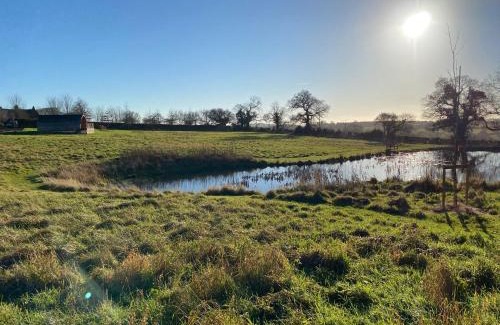 Barrow upon Trent House | Hood Lane Farm - The Pod - Luxury Glamping Holiday Lodge