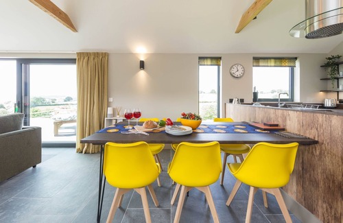 Bridport House | Hoods - A stylish former milking parlour with outstanding rural views of Dorset.