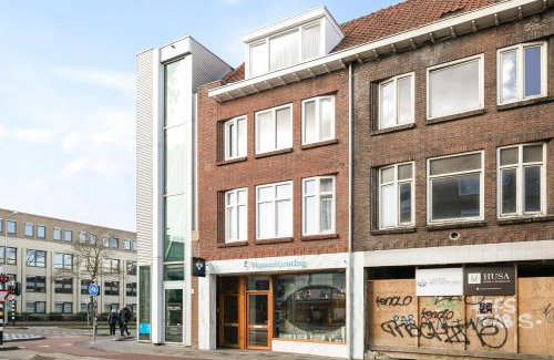Eindhoven City Center Apartment | Hoog A