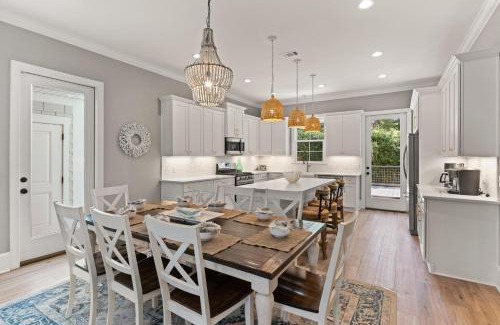 Saint Simons Island House | Hook, Wine & Sinker - 20 Couper Place