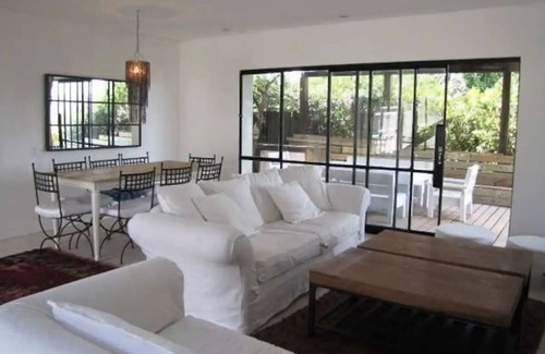 Jose Ignacio House | “Hookipa” Beach House. Hot Spot. View. Steps to beaches. Fresh.
