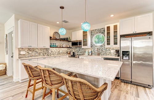 Anna Maria House | Hop, Skip and a Beach - 4Bed Pool Home in Anna Maria City - By Island Real Estat