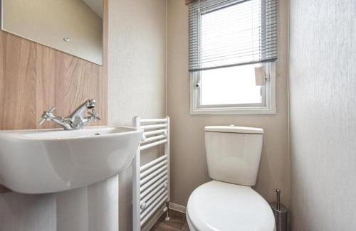 Fenny Bentley Apartment | Hope View - Ashbourne Heights Holiday Park