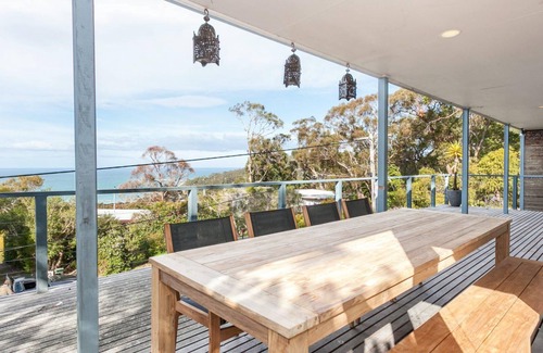 Lorne House | Hopetoun Views - Views and Spa for the Whole Family