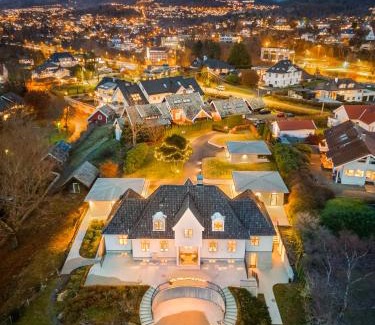 Fana Villa | Hopsneset Luxury Villa
