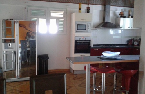 Le Francois House | HORIZON VILLA/POOL/JACUZZI/CAR