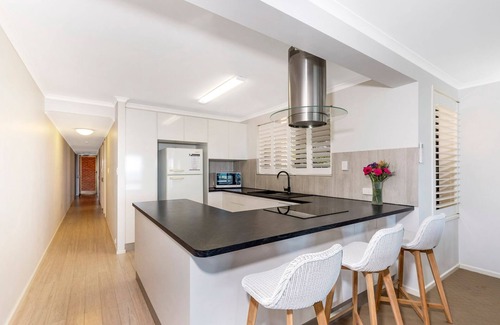 Bargara Apartment | Horizons 1 Direct Ocean access