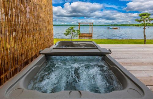 Lavysas Resort | Horizons Lake Resort & Spa