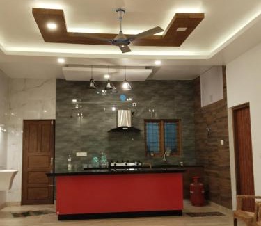 Udumbanchola Villa | Hornbill Homestay Munnar