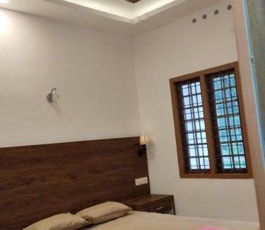Udumbanchola Villa | Hornbill Homestay Munnar