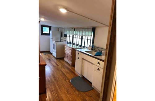 Manns Choice House | Horns Cabins- Mountain View Cabin 2 queen beds!