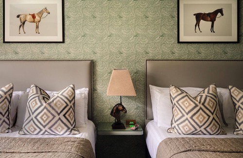 Horse and Jockey Hotel | Horse and Jockey Hotel