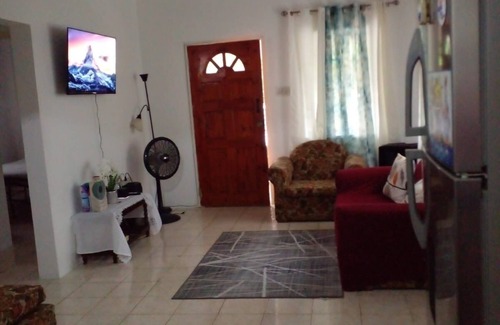 Port Antonio Villa | Horse Shoe Villa Port Antonio air conditioned close to it alln family friendly