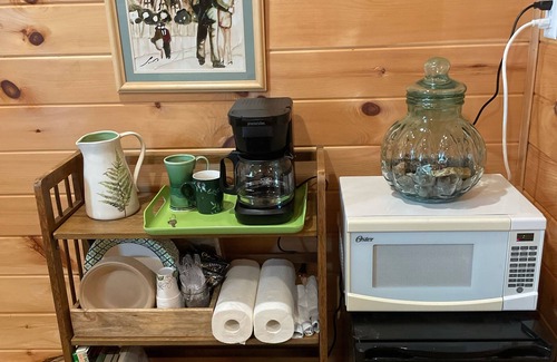 Seneca House | Horses, Big Sky, Tiny Home and Boat and Horse Trailer Parking