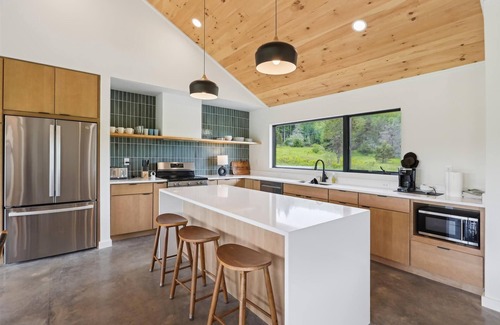 Davis House | Horseshoe Haven*: 4 BR, 2.5 BA in Canaan Valley, Sleeps 8