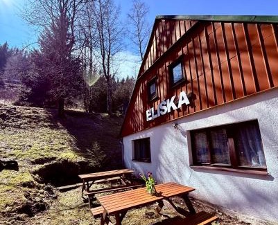 Pec pod Snezkou Cabin | Horská chata Eliška