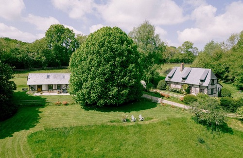 Heuland Cottage | Hortense's Grand Cottage - 15min Deauville and 5min Villers s/Mer beach