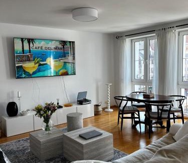 West Pomeranian Voivodeship Apartment | Horyzont Apartamenty- Apartament Ratuszowy- stylowy apartament w samym sercu starówki