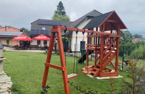 Zenklava House | Hospůdka a Ubytování U Mitucha