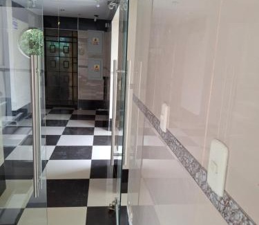 Santiago de Surco Hotel | HOSPEDAJE JOVITa